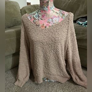 Pink lily popcorn on or off shoulder sweater sz S